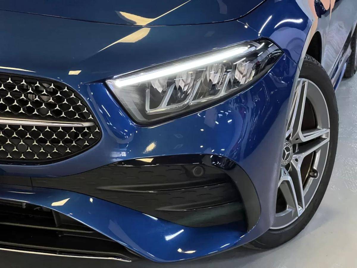 mercedes-benz-classe-a-2023-hibrido-1332cc