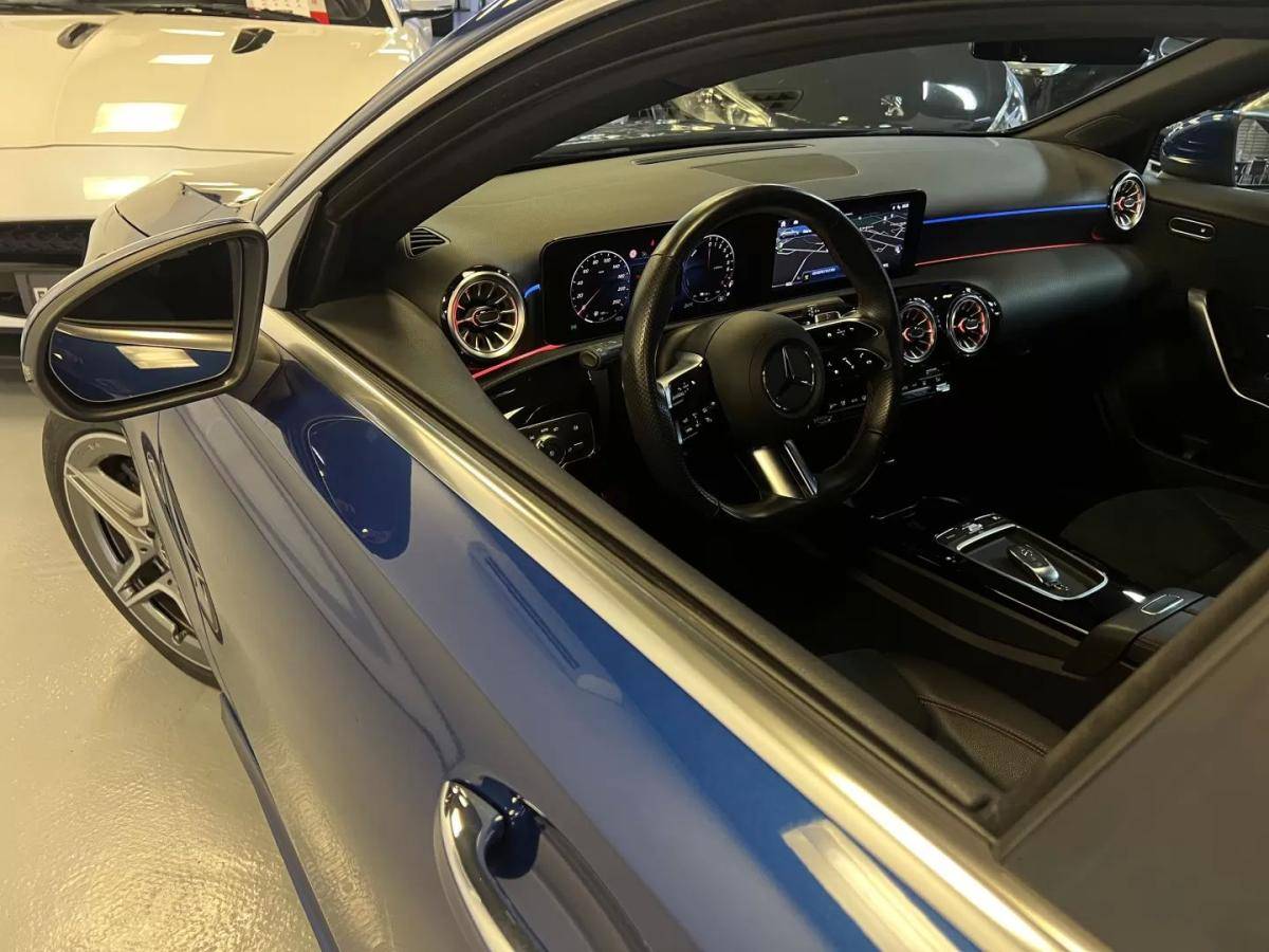 mercedes-benz-classe-a-2023-hibrido-1332cc