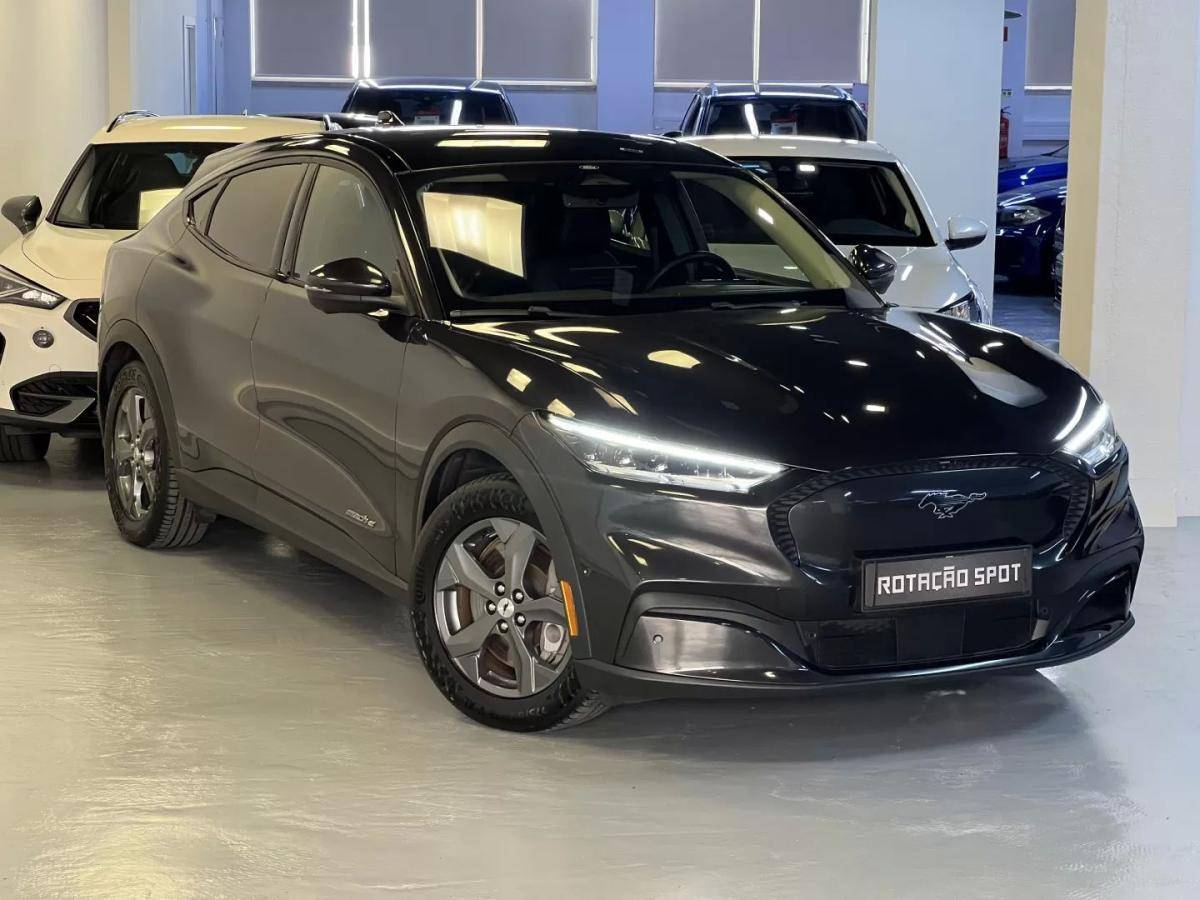 ford-mustang-mach-e-2022-eletrico-0cc