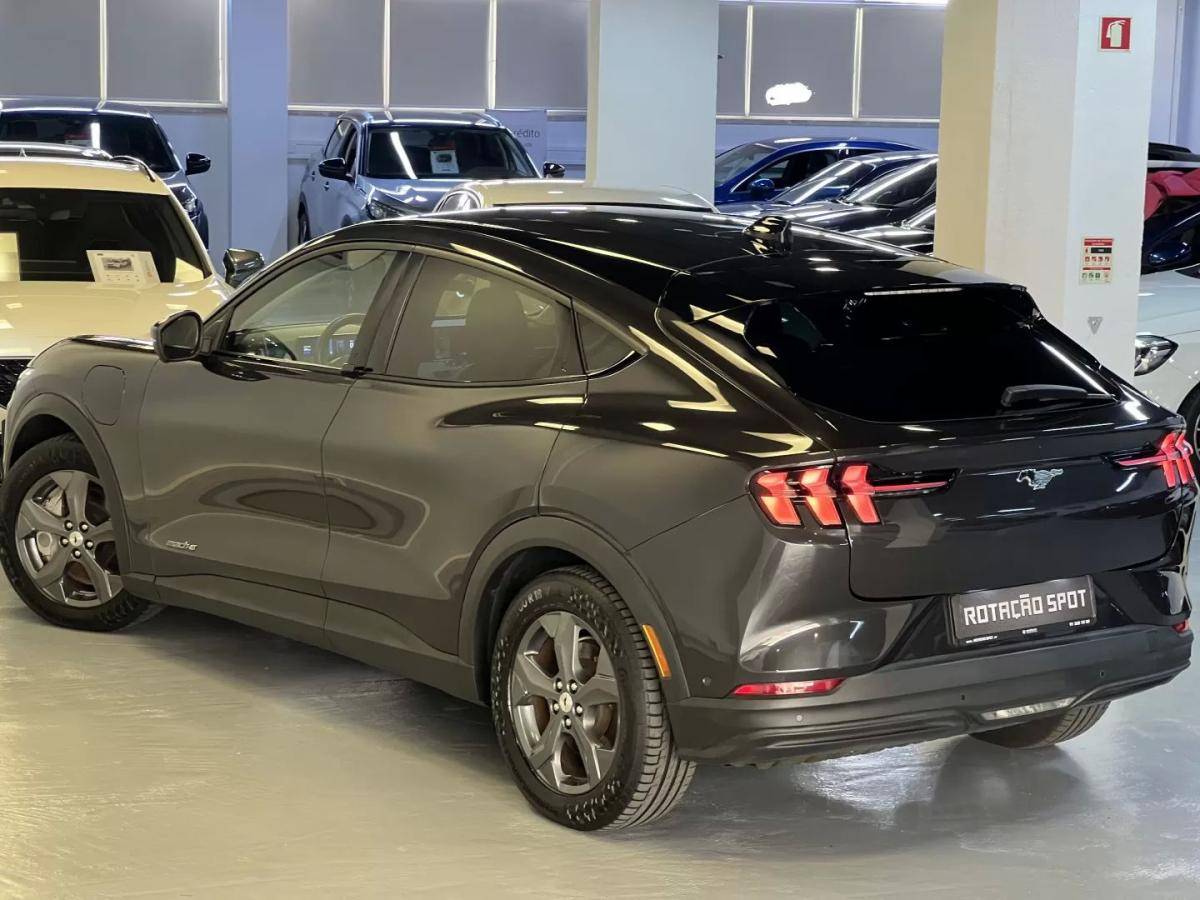 ford-mustang-mach-e-2022-eletrico-0cc