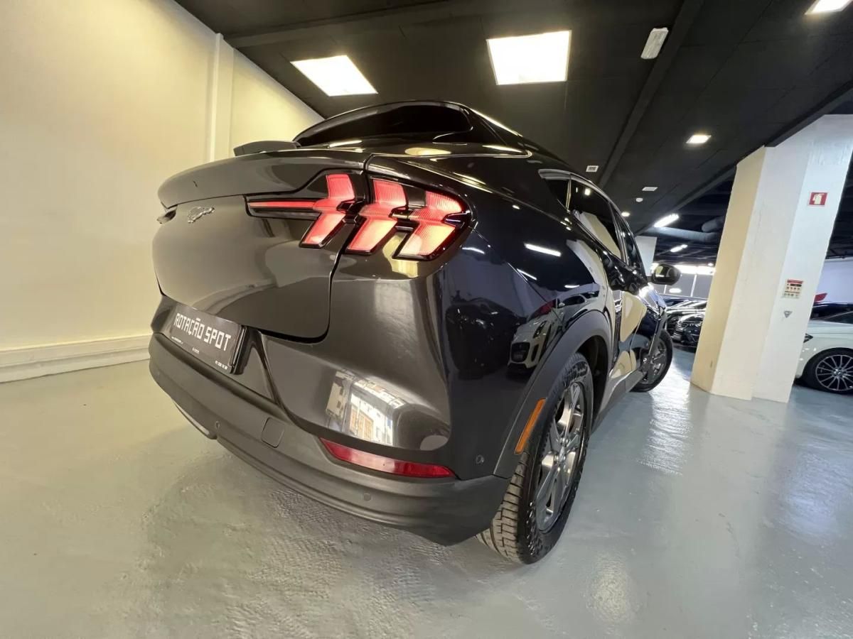ford-mustang-mach-e-2022-eletrico-0cc