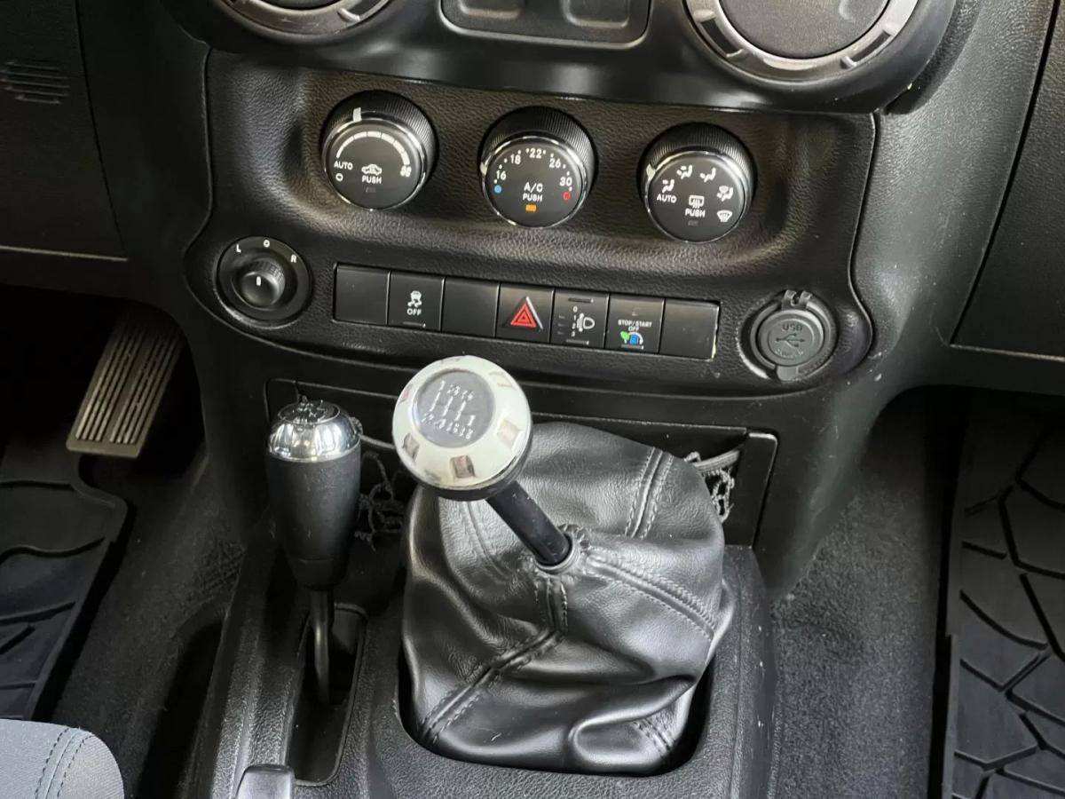 jeep-wrangler-2014-diesel-2777cc