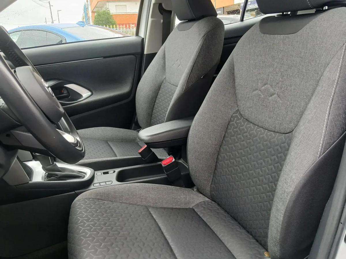 toyota-yaris-cross-2022-hibrido-a-gasolina-1490cc
