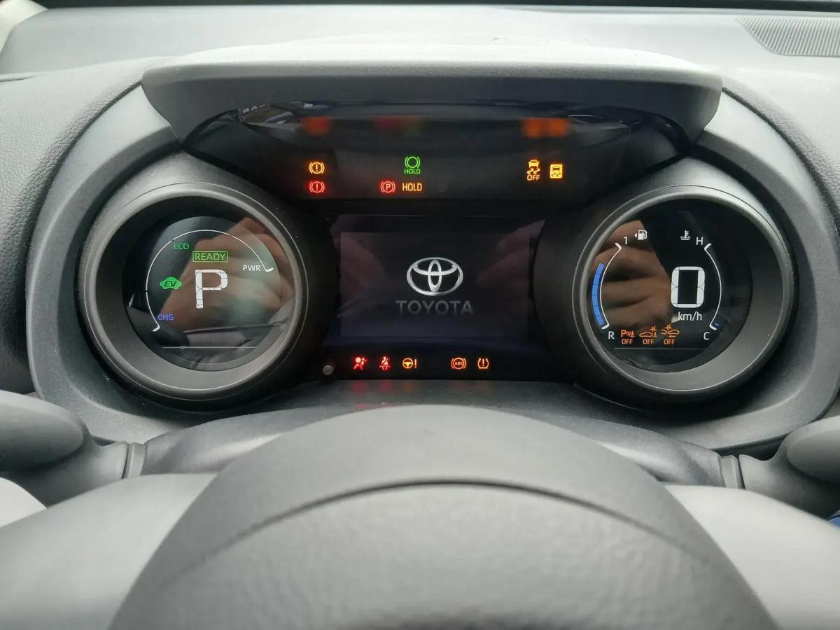 toyota-yaris-cross-2022-hibrido-a-gasolina-1490cc