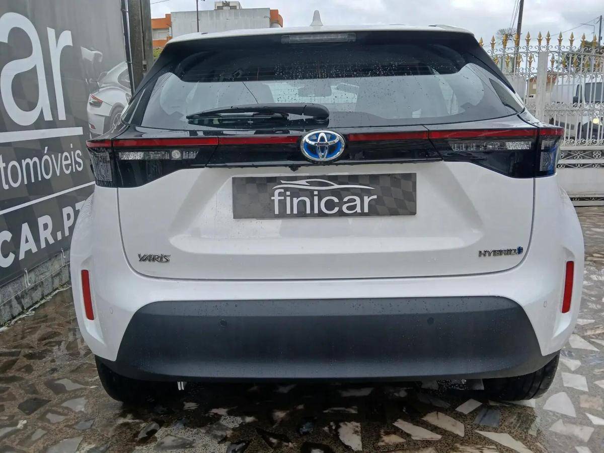 toyota-yaris-cross-2022-hibrido-a-gasolina-1490cc