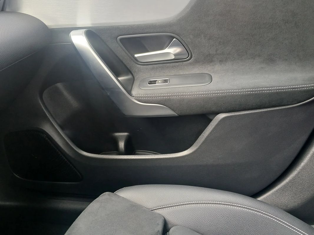 mercedes-benz-cla-2021-hibrido-a-gasolina-1332cc