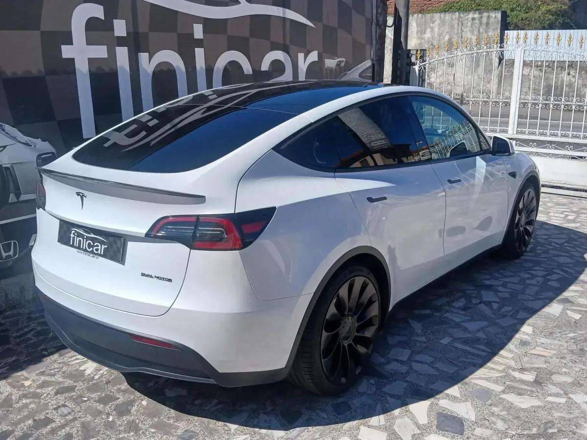 tesla-model-y-2022-eletrico-0cc