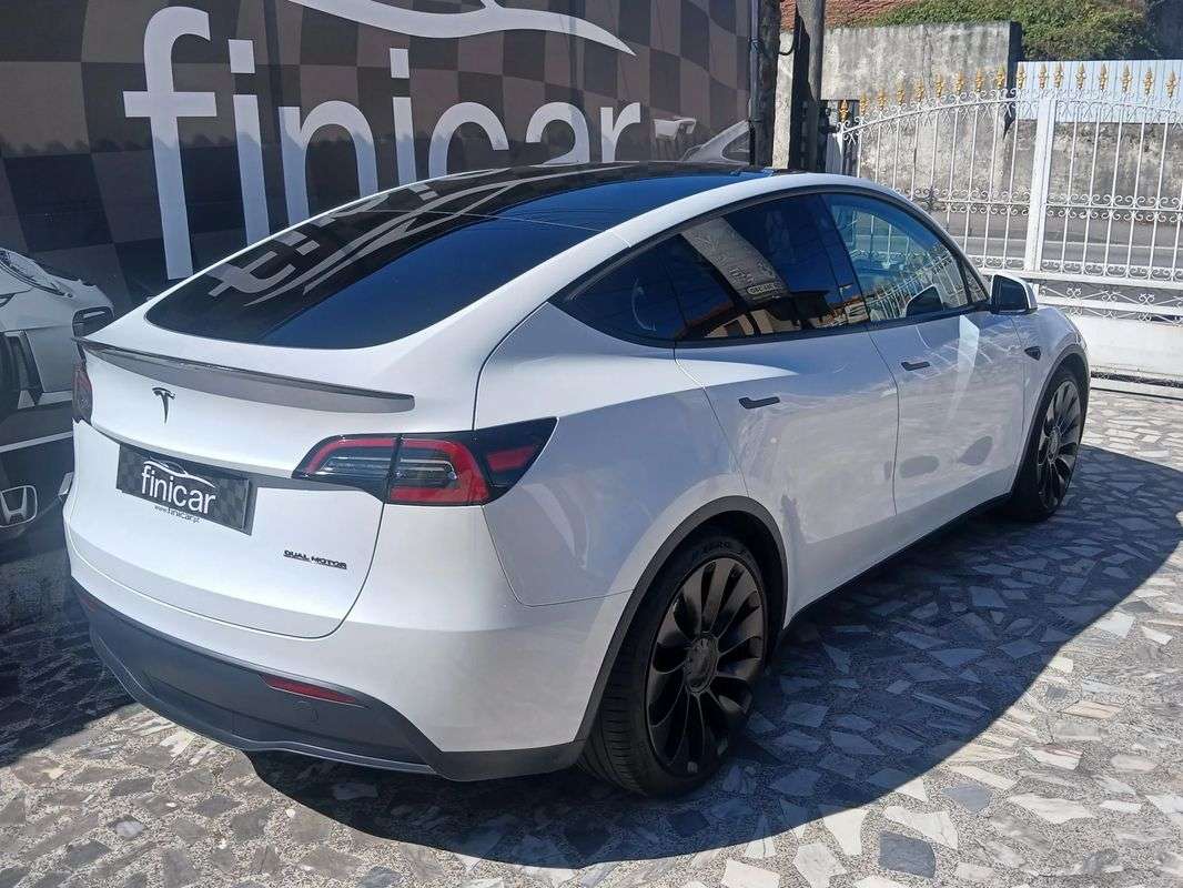 tesla-model-y-2022-eletrico-0cc