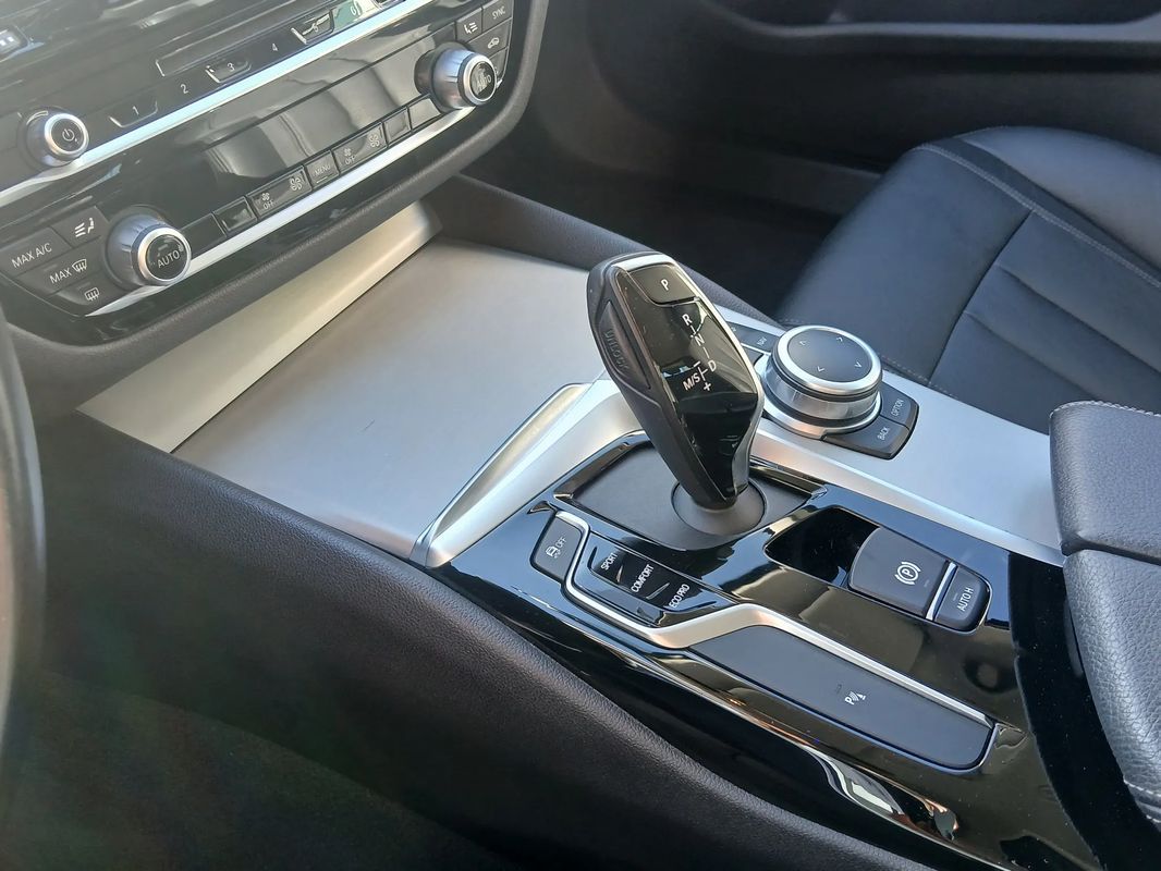 bmw-serie-5-2019-diesel-1995cc