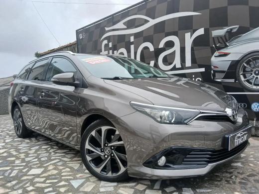 toyota-auris-touring-sports-2016-diesel-1364cc