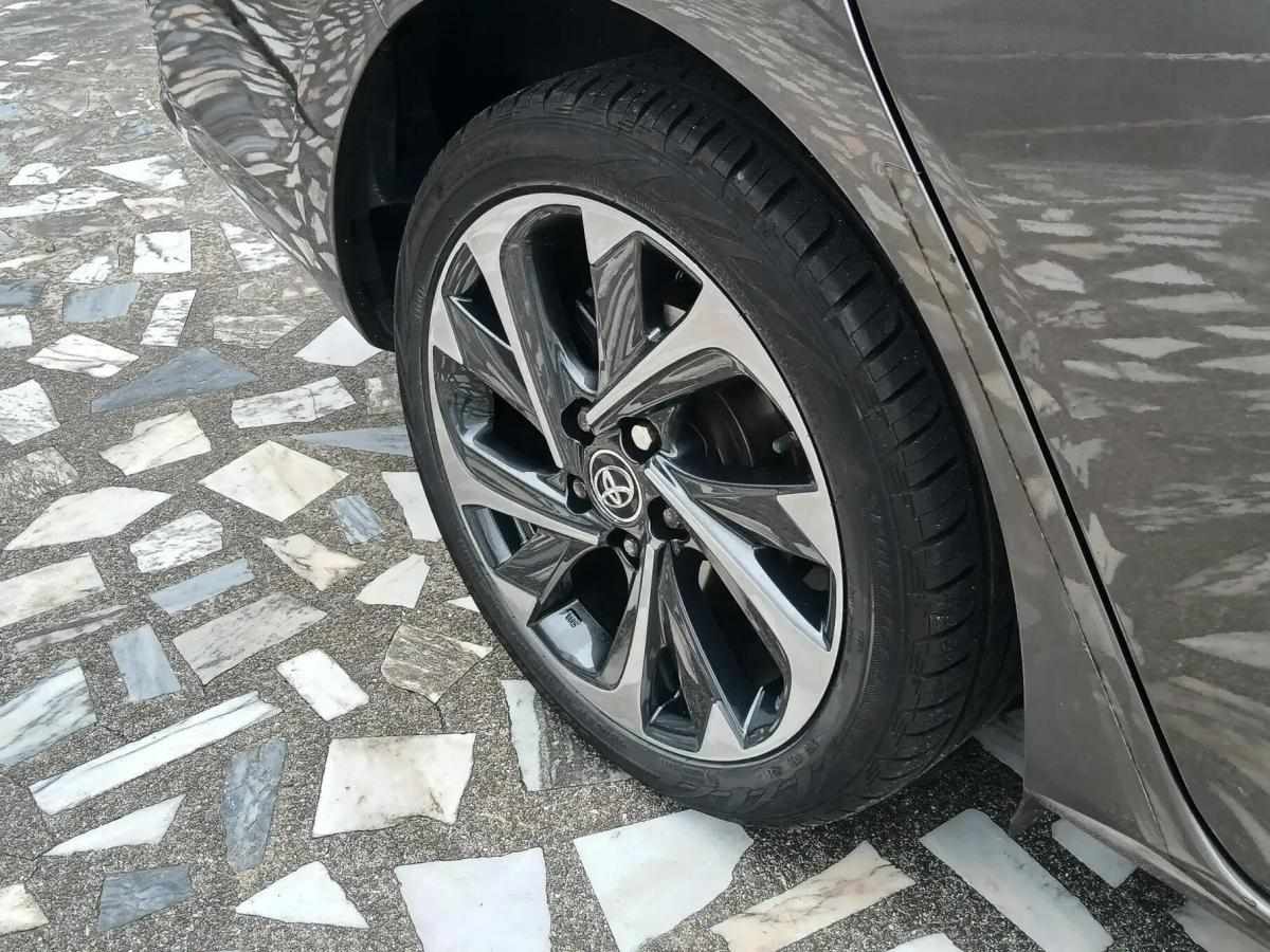 toyota-auris-touring-sports-2016-diesel-1364cc