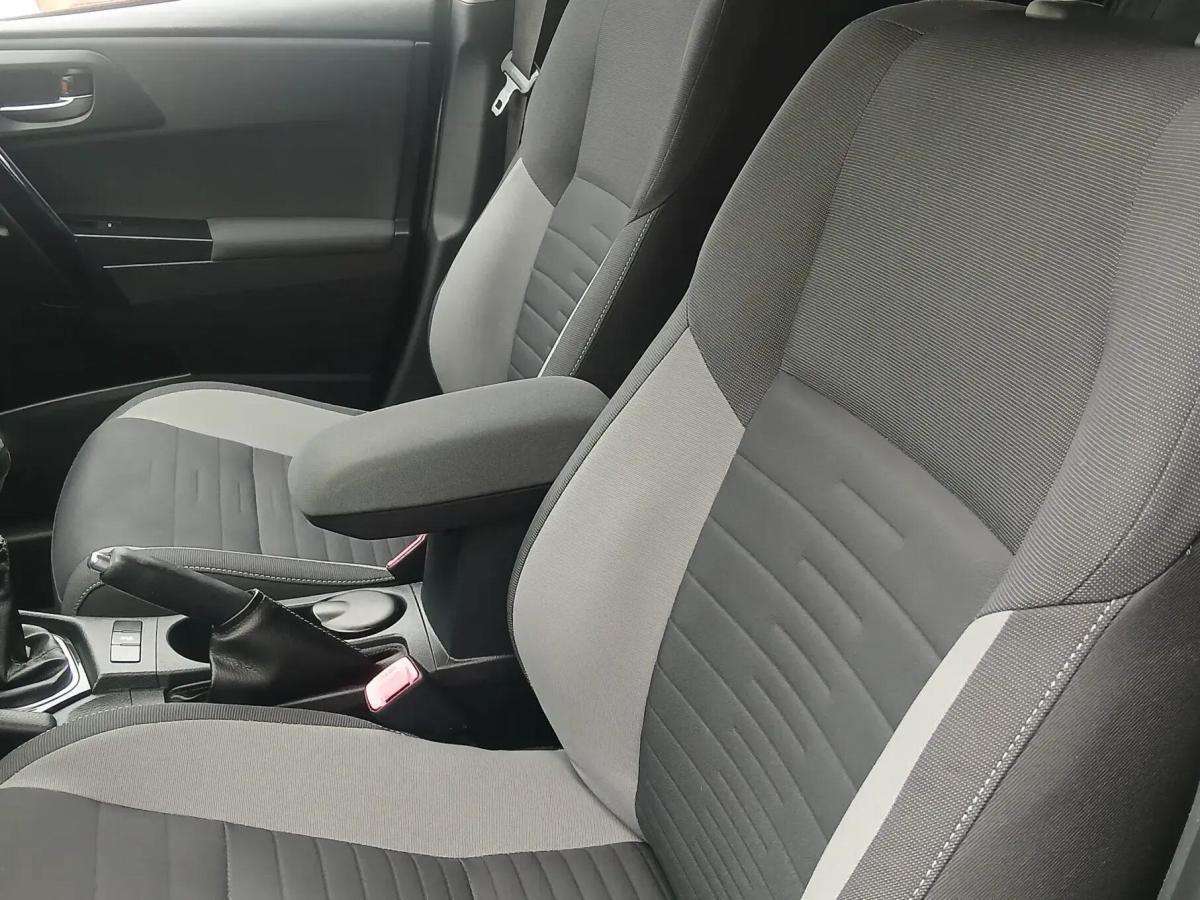 toyota-auris-touring-sports-2016-diesel-1364cc