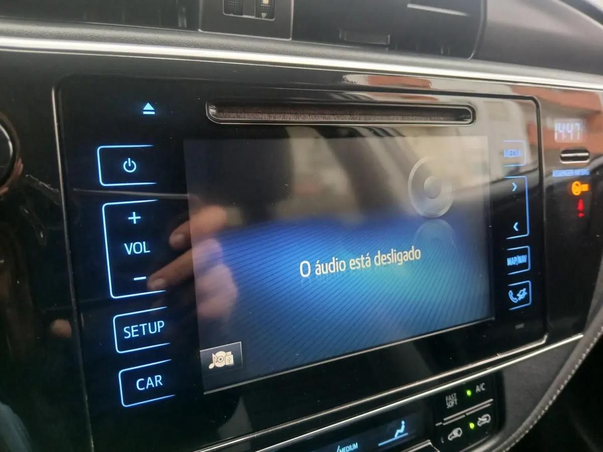 toyota-auris-touring-sports-2016-diesel-1364cc