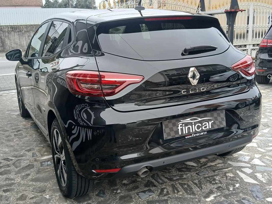 renault-clio-2023-gpl-999cc