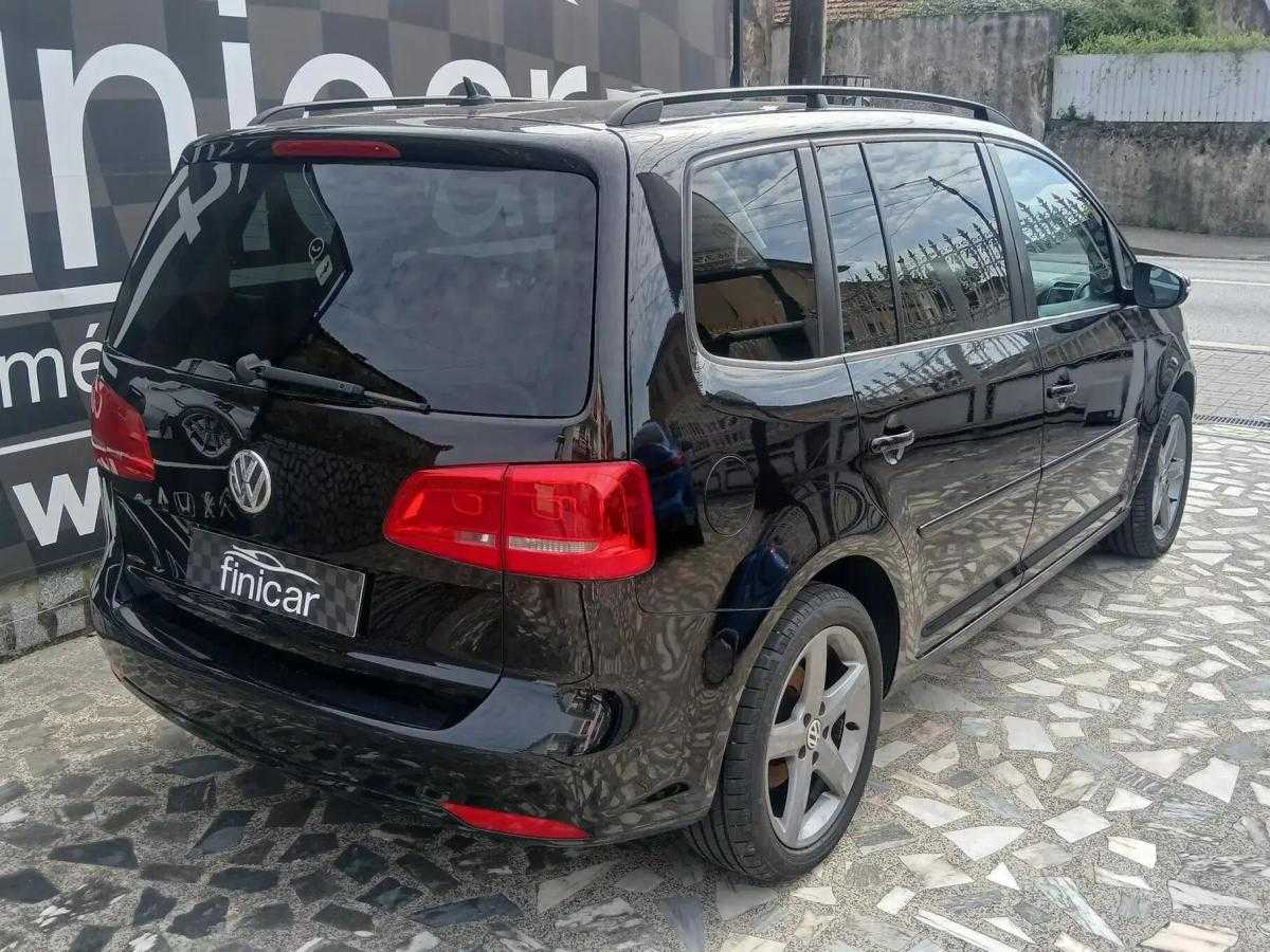 volkswagen-touran-2013-diesel-1598cc
