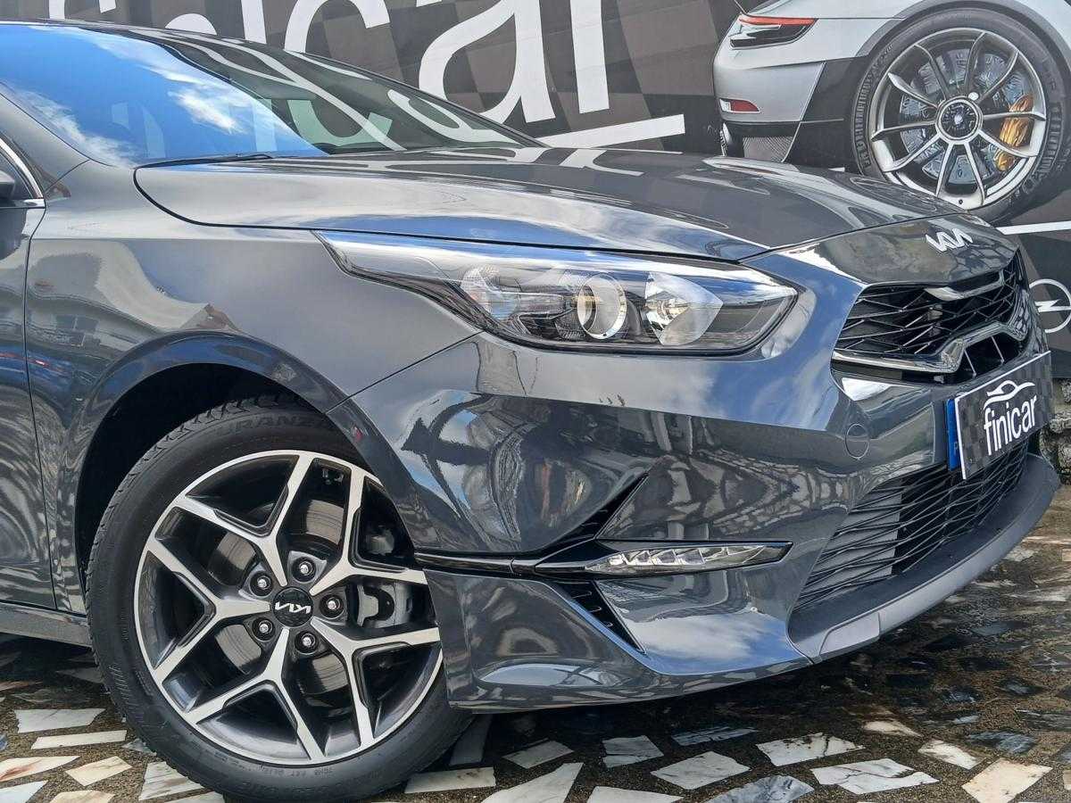 kia-ceed-sw-2023-diesel-1598cc