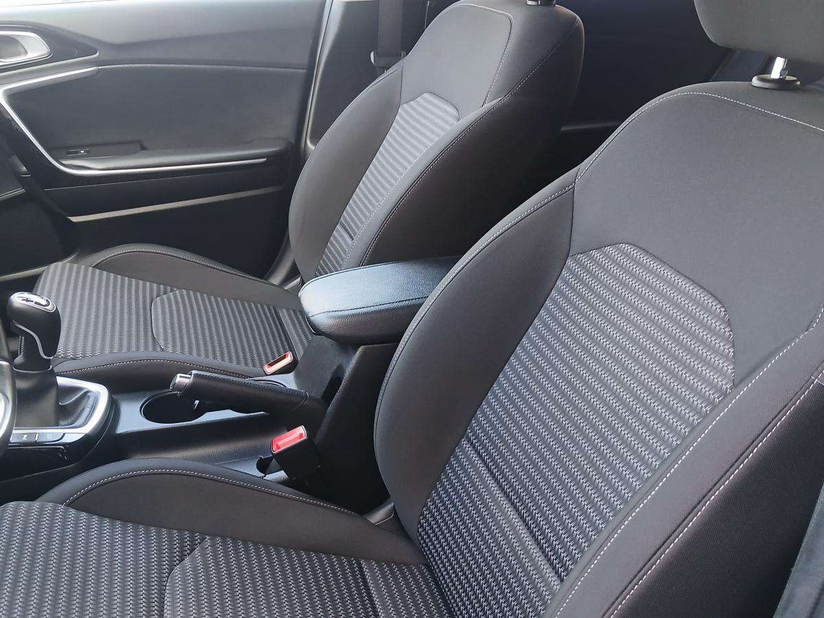 kia-ceed-sw-2023-diesel-1598cc