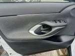 toyota-yaris-2022-hibrido-a-gasolina-1490cc