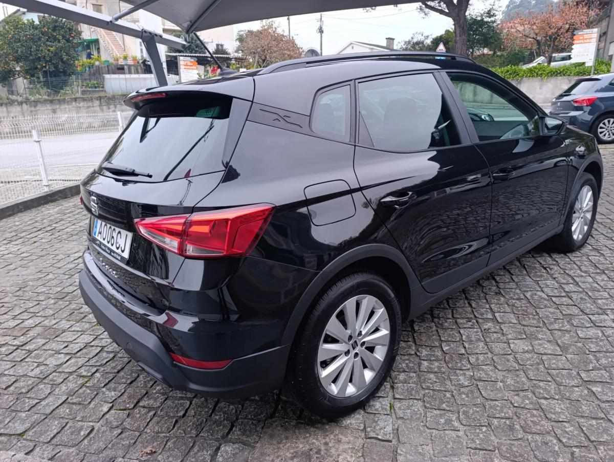 seat-arona-2022-gasolina-999cc