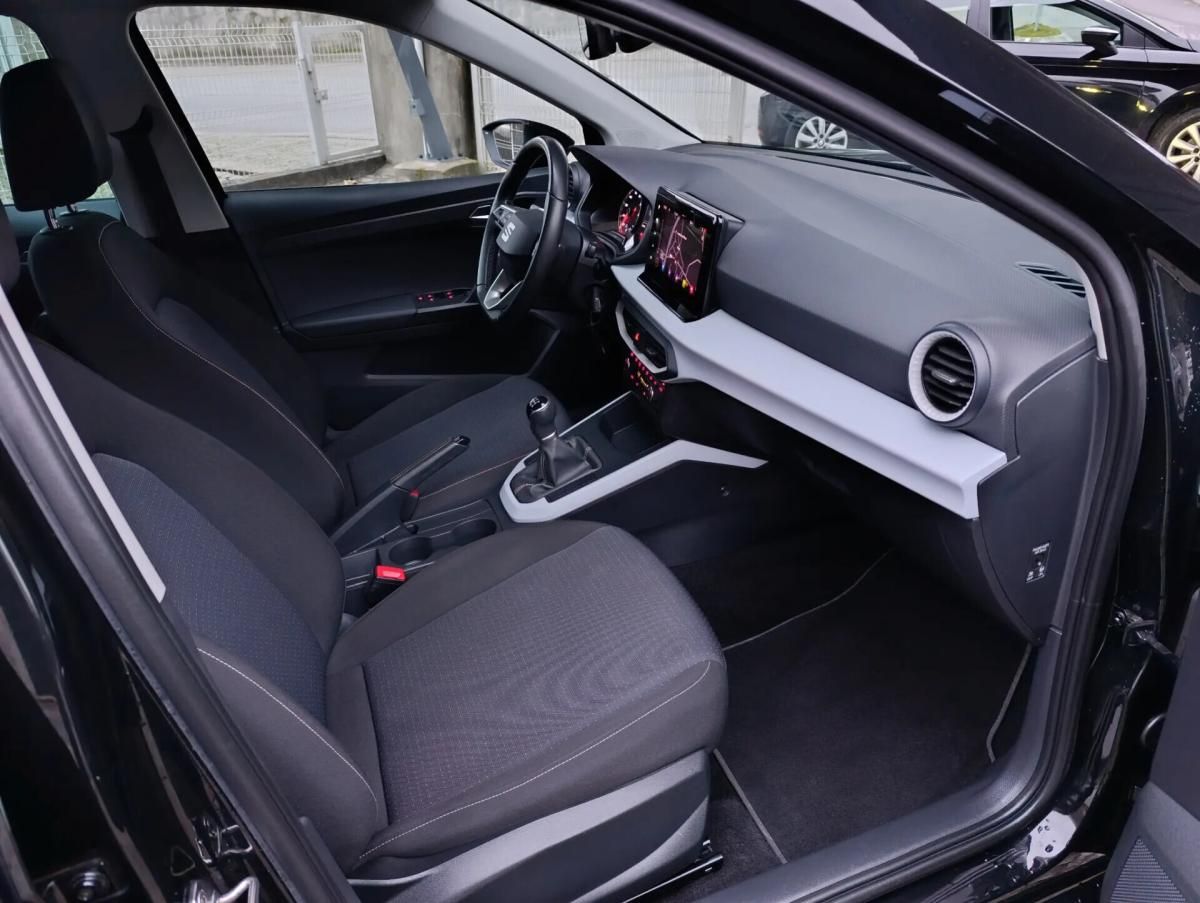 seat-arona-2022-gasolina-999cc