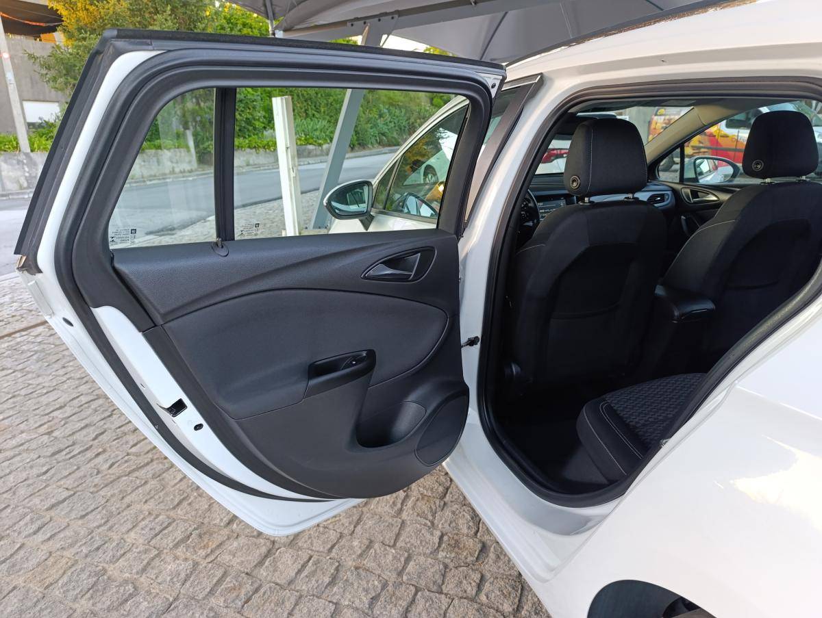 opel-astra-sport-tourer-2016-gasolina-999cc