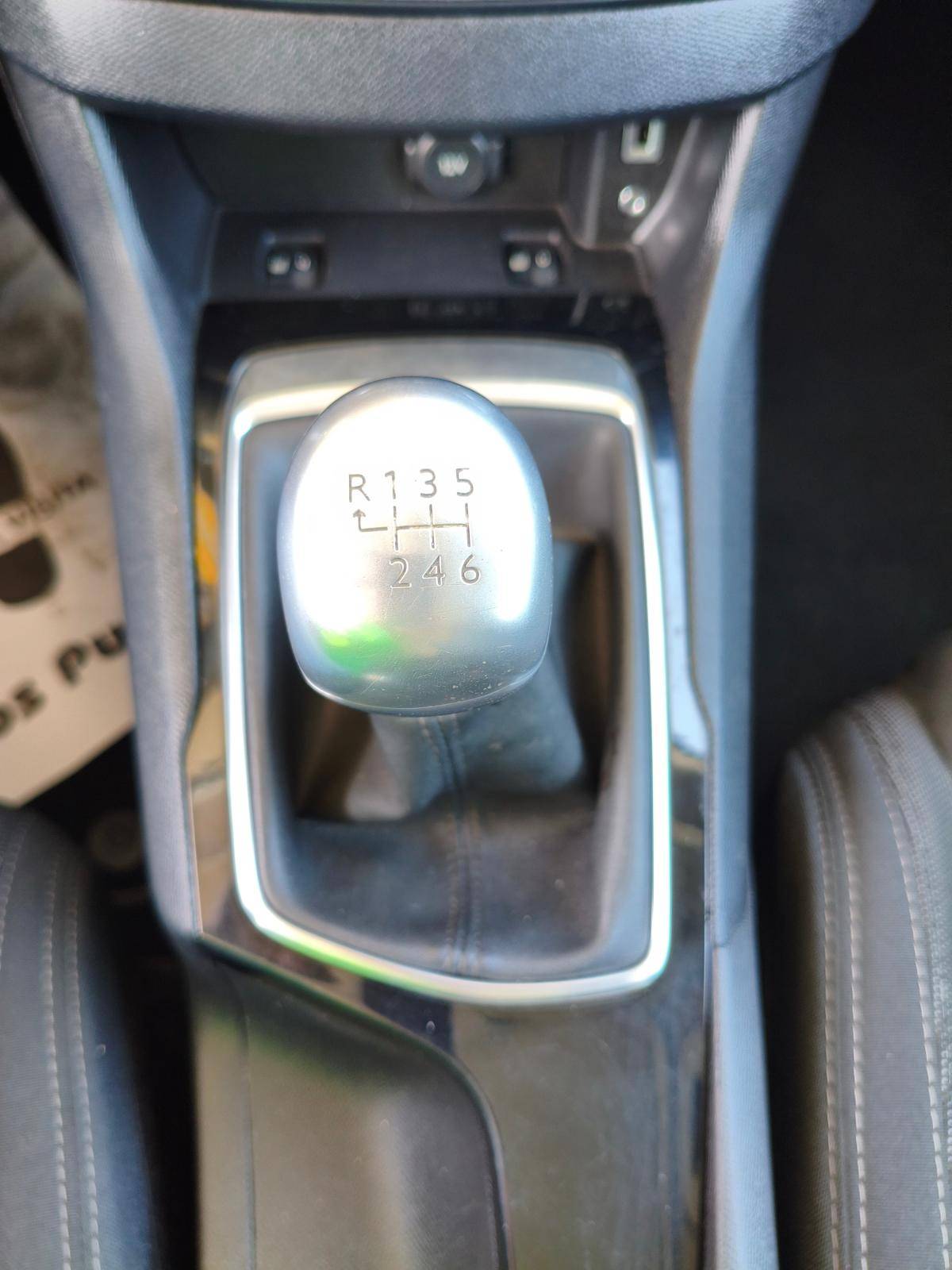 peugeot-308-sw-2016-diesel-1560cc
