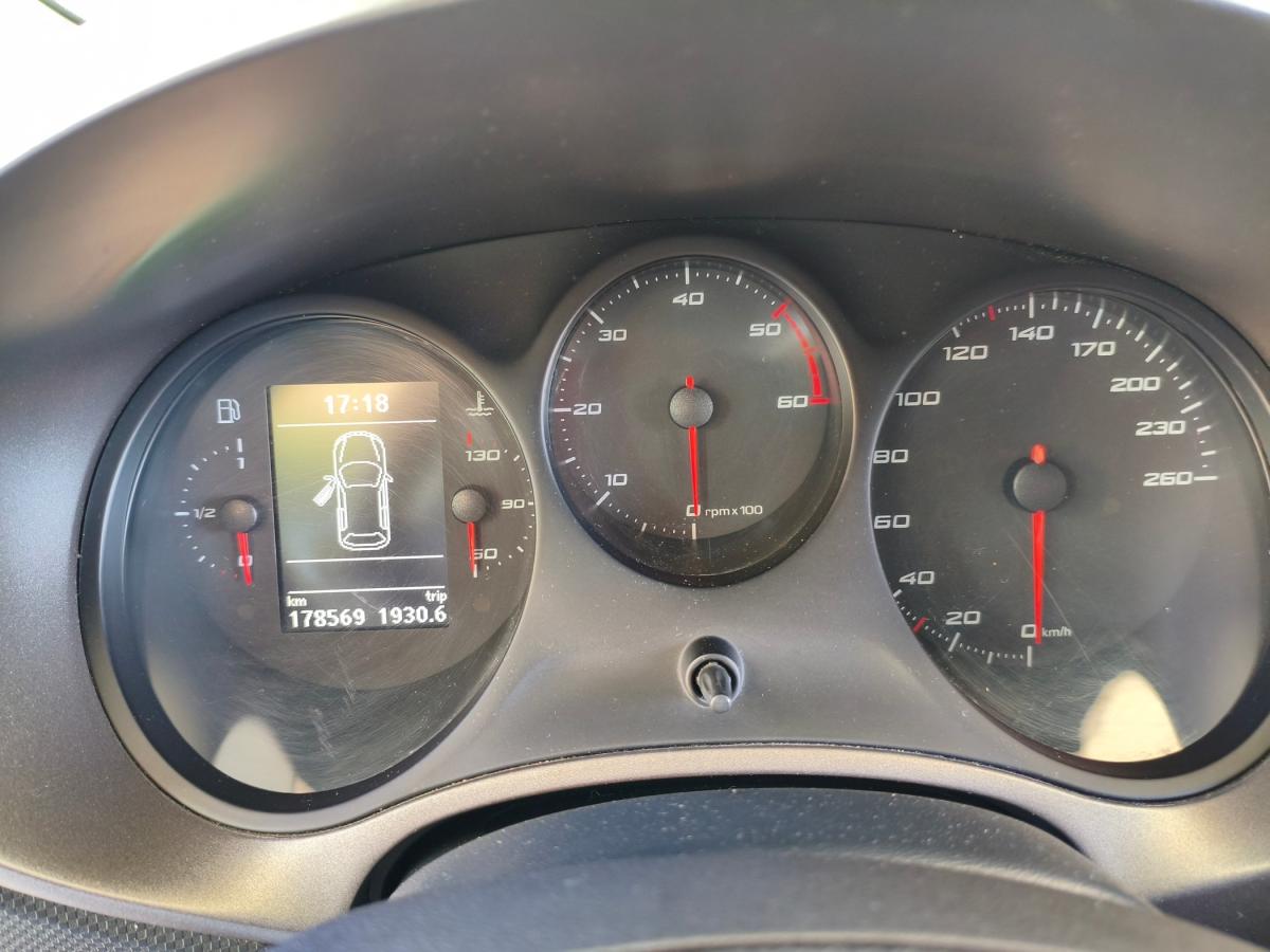 seat-leon-2012-diesel-1968cc