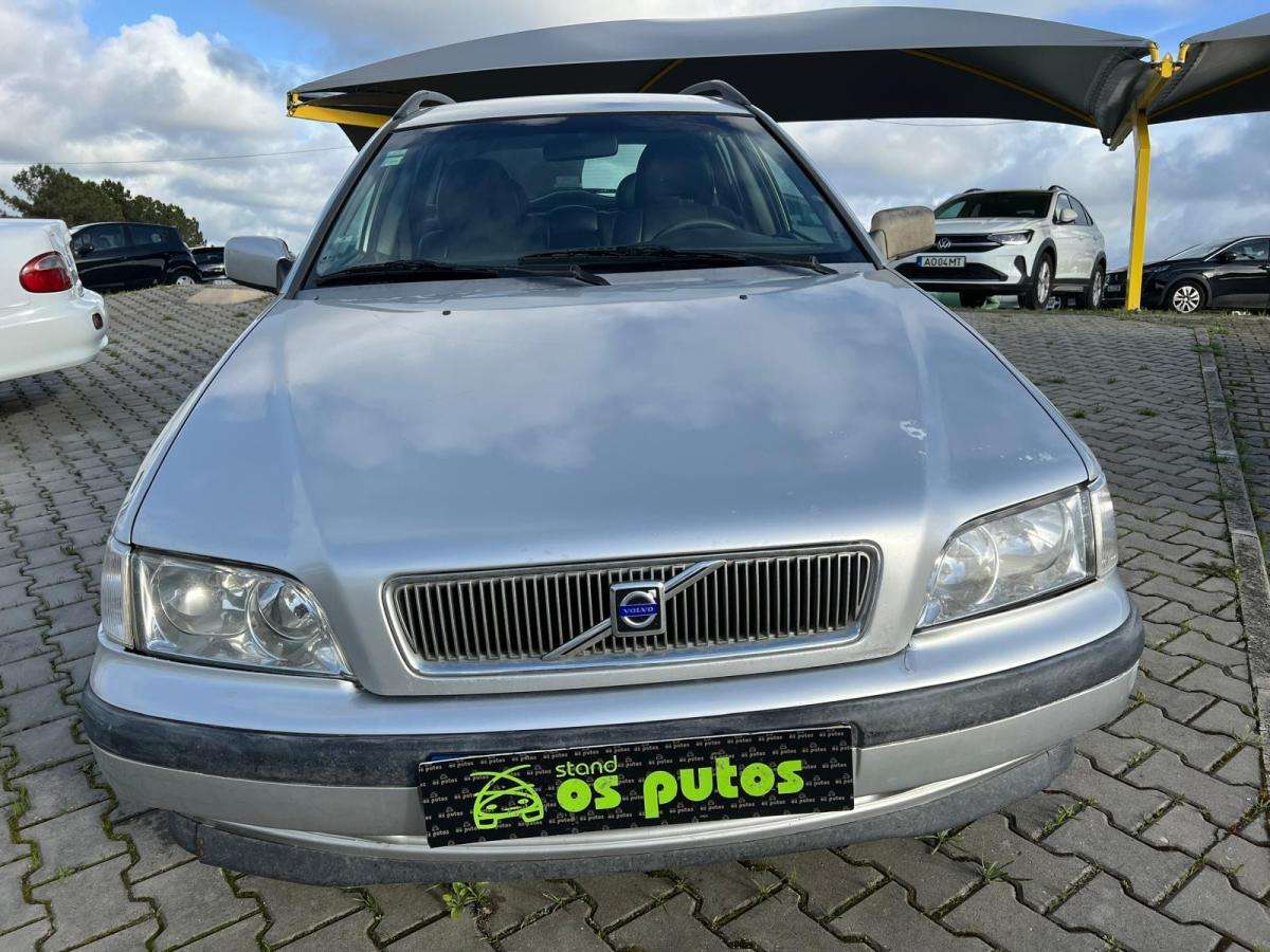 volvo-v40-1999-diesel-1870cc
