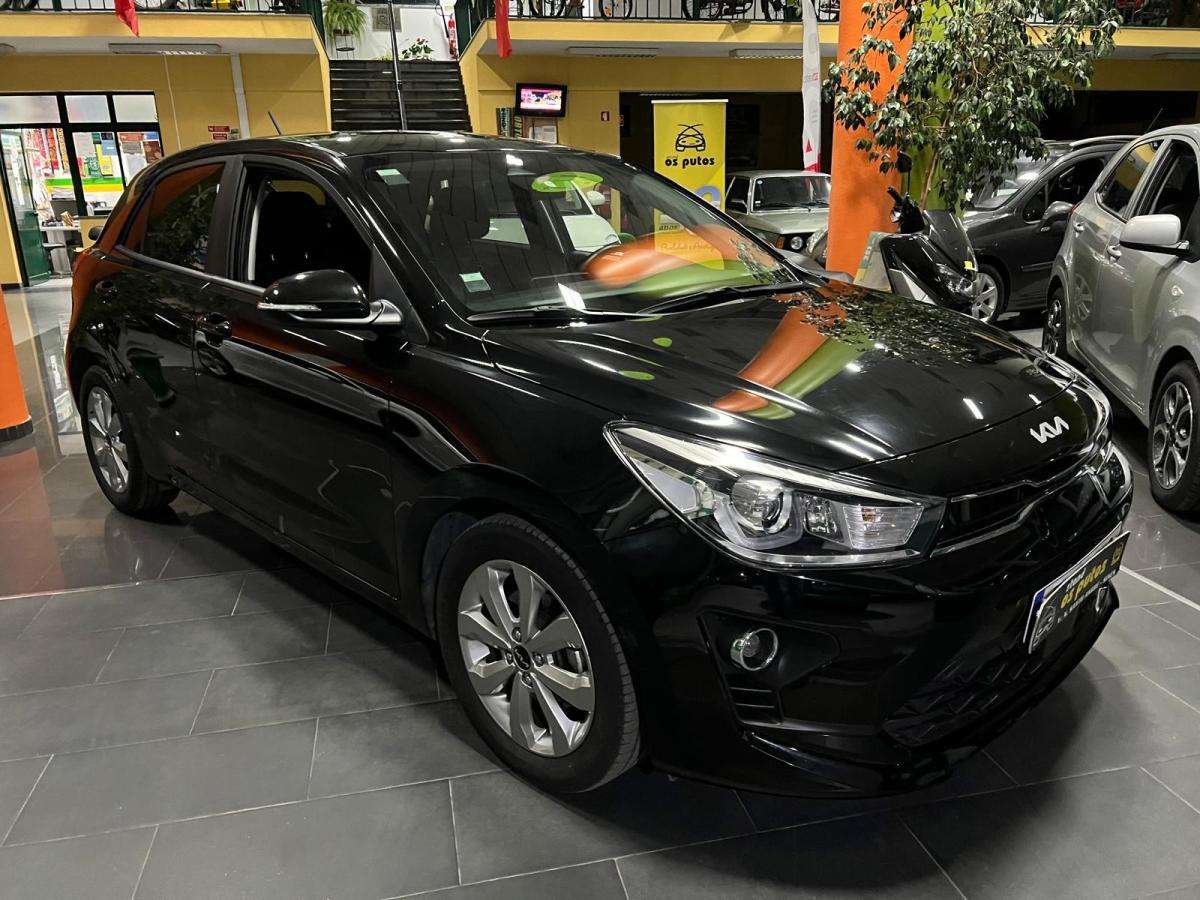 kia-rio-2023-gasolina-998cc