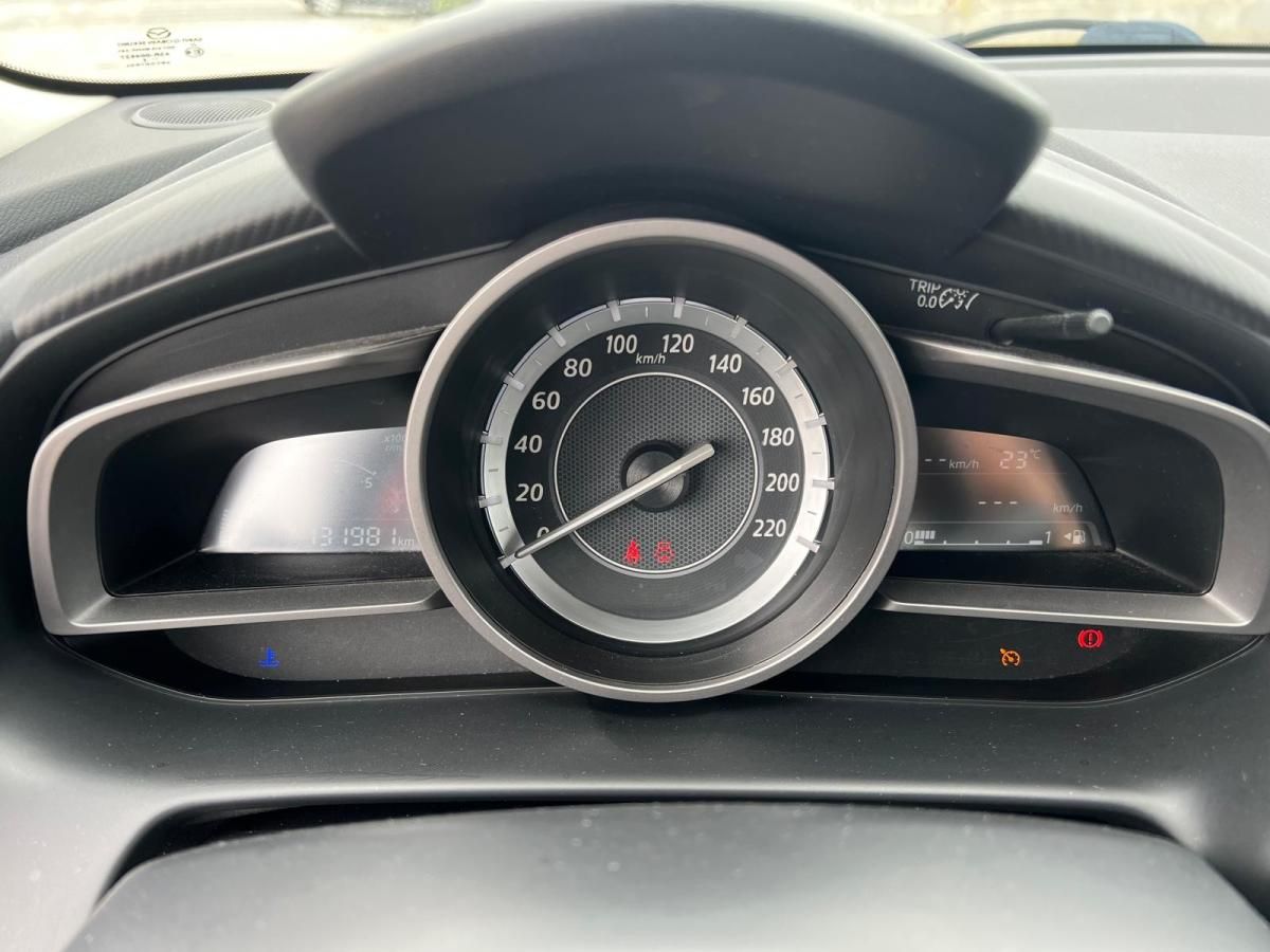 mazda-2-2015-diesel-1499cc