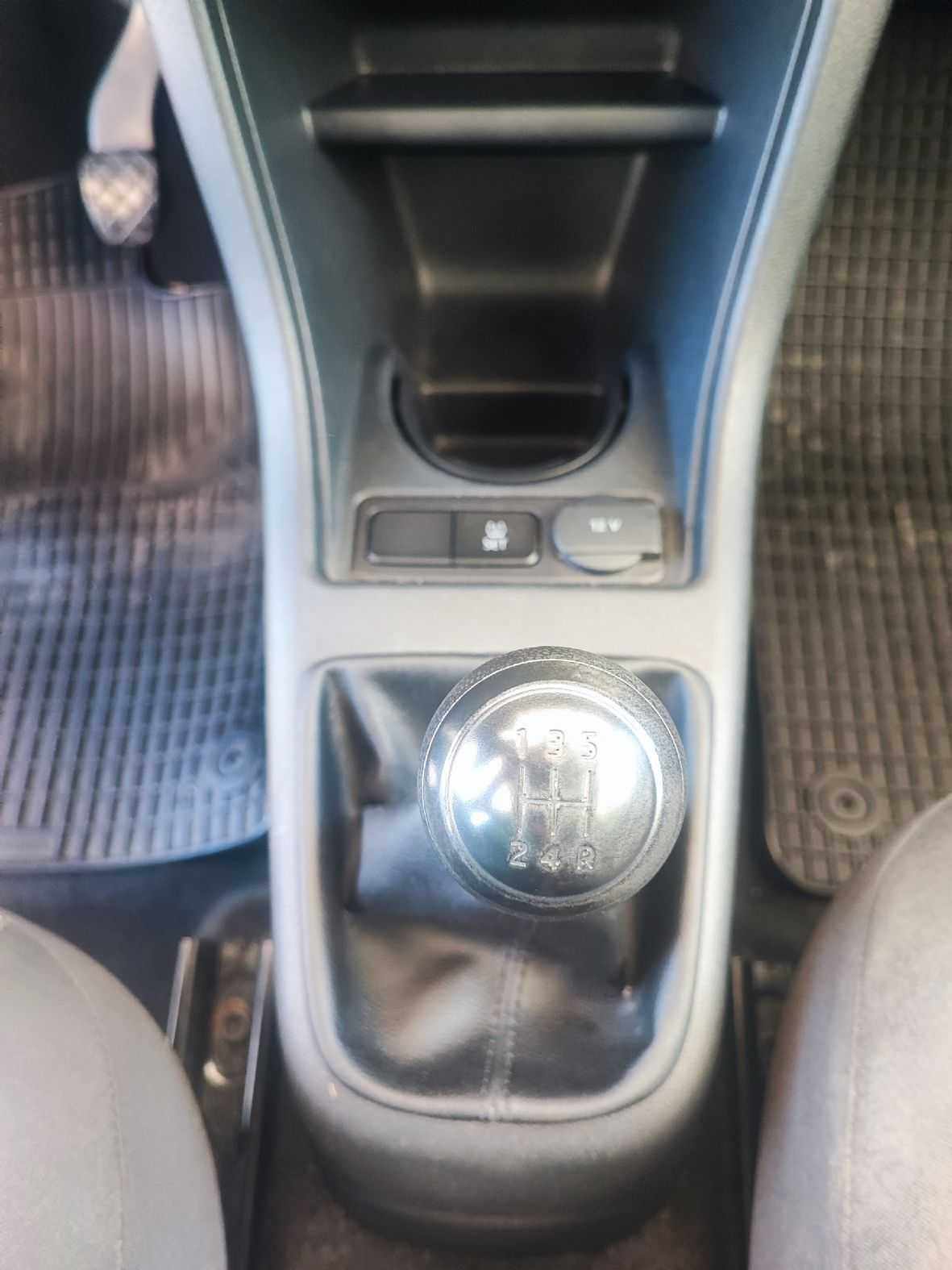 volkswagen-up-2017-gasolina-999cc