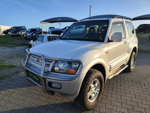 mitsubishi-pajero-2000-diesel-3200cc