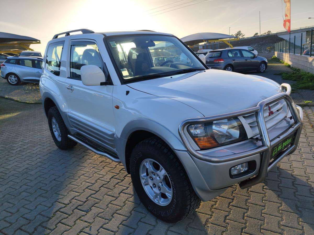 mitsubishi-pajero-2000-diesel-3200cc