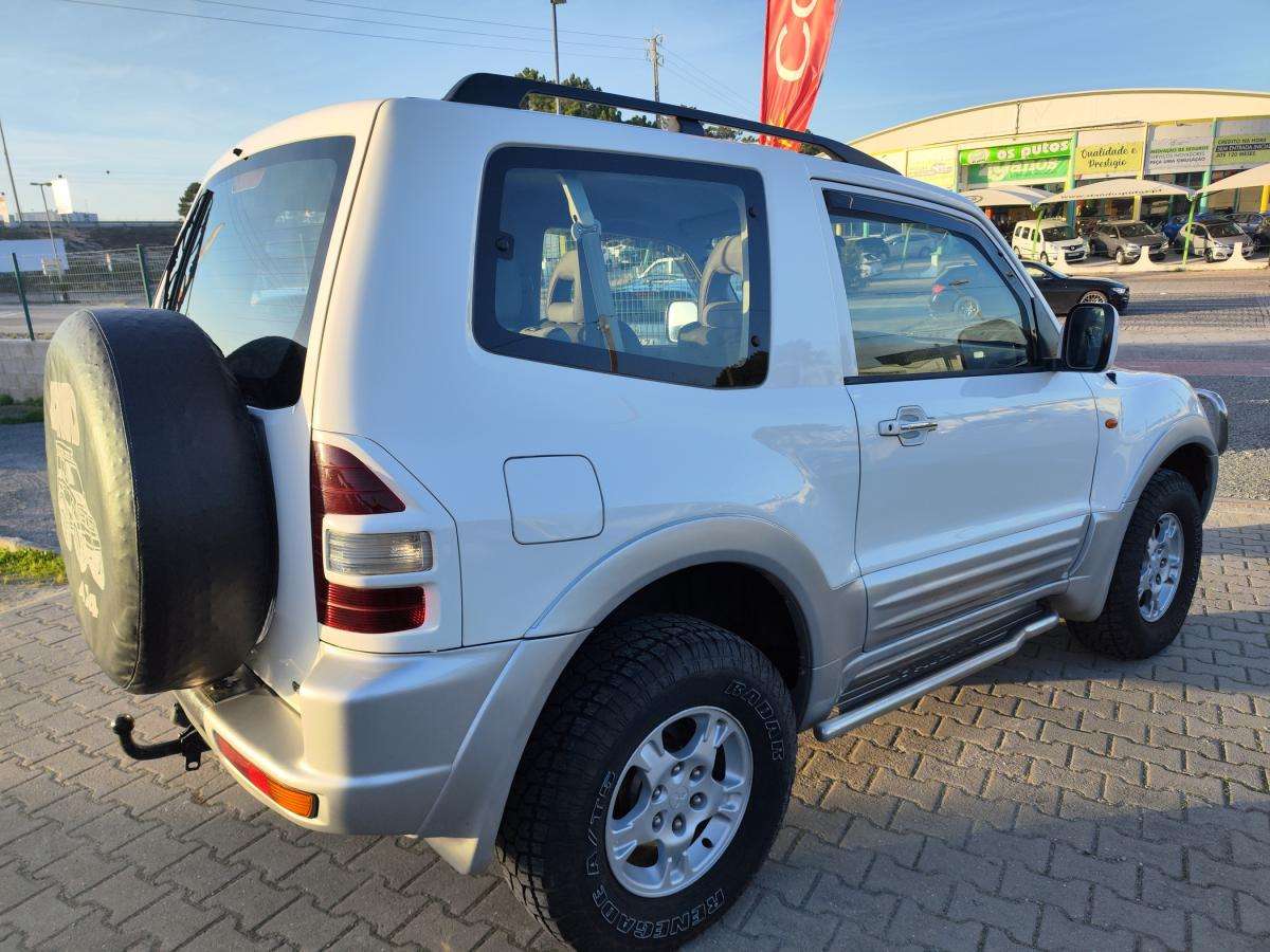 mitsubishi-pajero-2000-diesel-3200cc