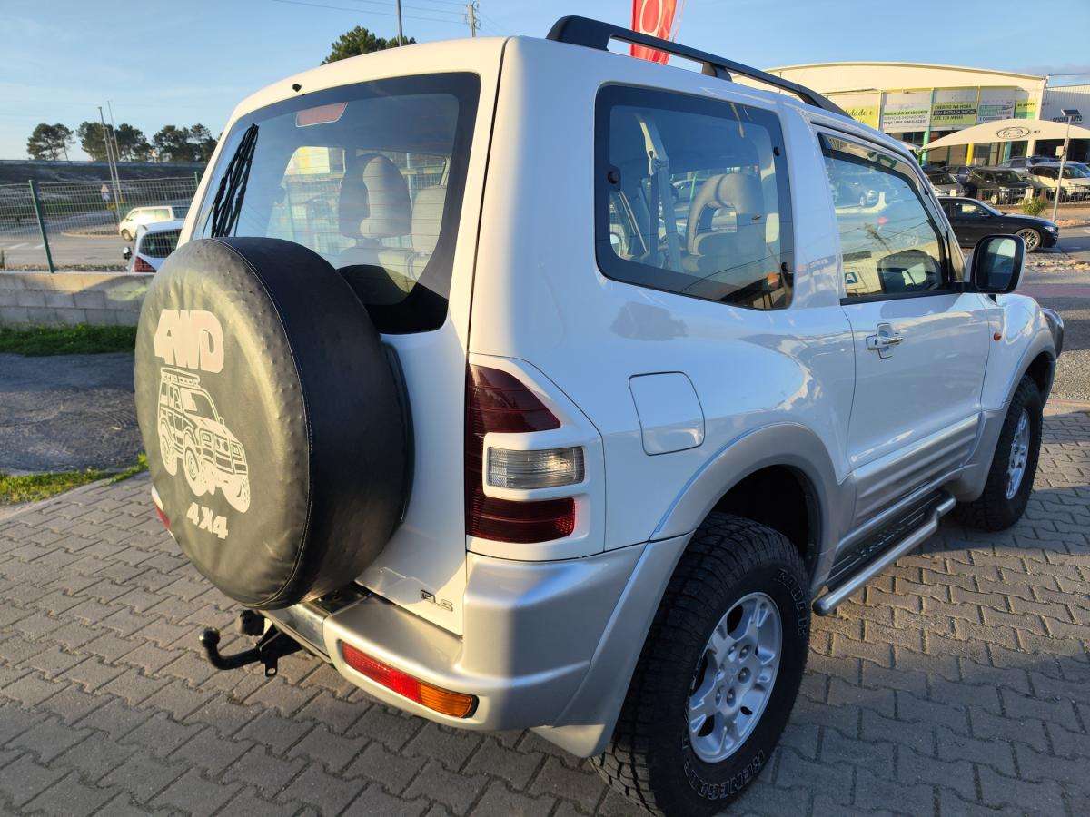 mitsubishi-pajero-2000-diesel-3200cc