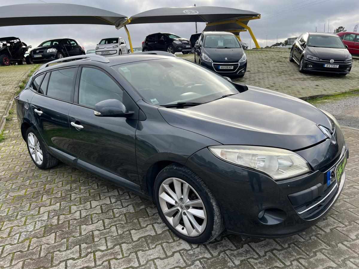 renault-megane-sport-tourer-2010-diesel-1461cc