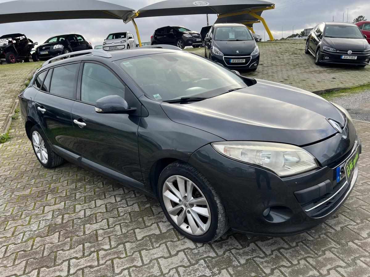 renault-megane-sport-tourer-2010-diesel-1461cc