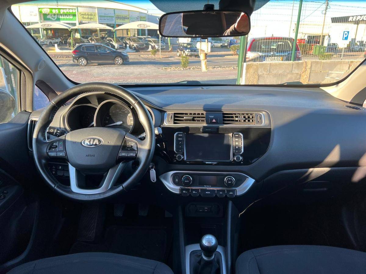 kia-rio-2017-gasolina-1248cc