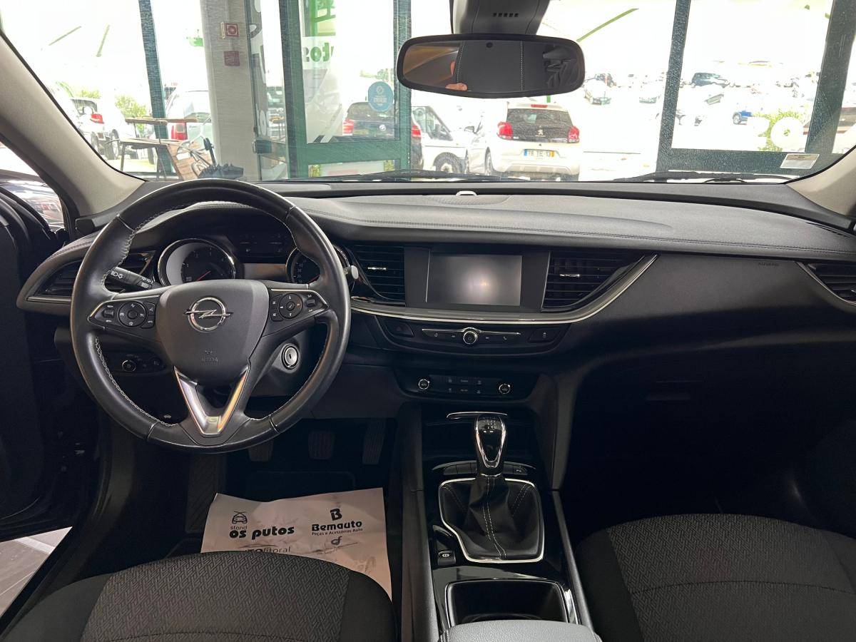opel-insignia-sports-tourer-2020-diesel-1598cc