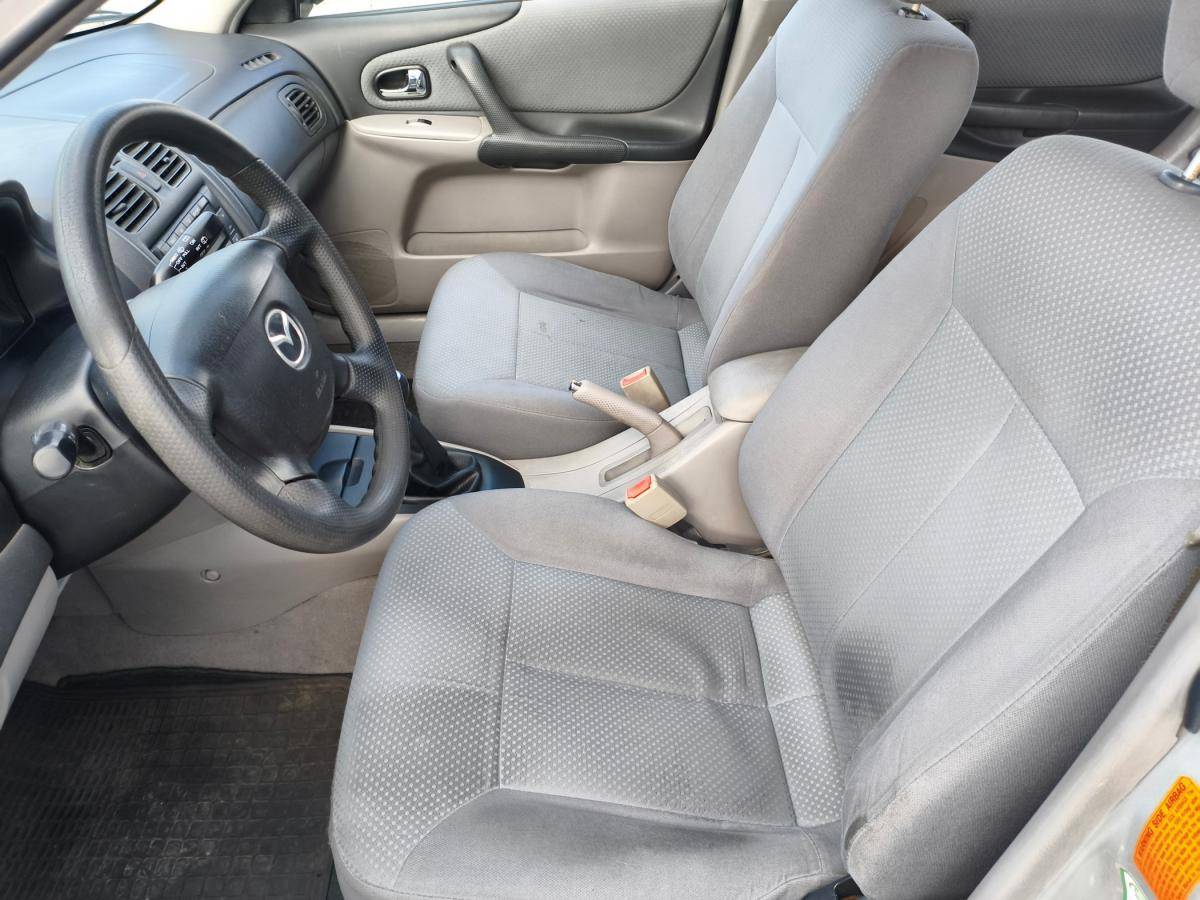 mazda-323-2002-gasolina-1324cc