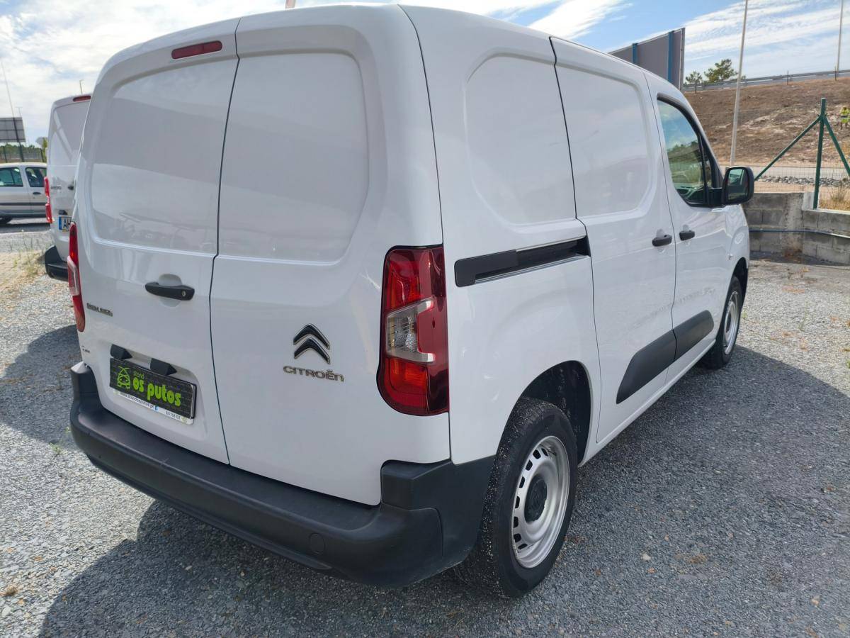 citroen-berlingo-2023-diesel-1499cc