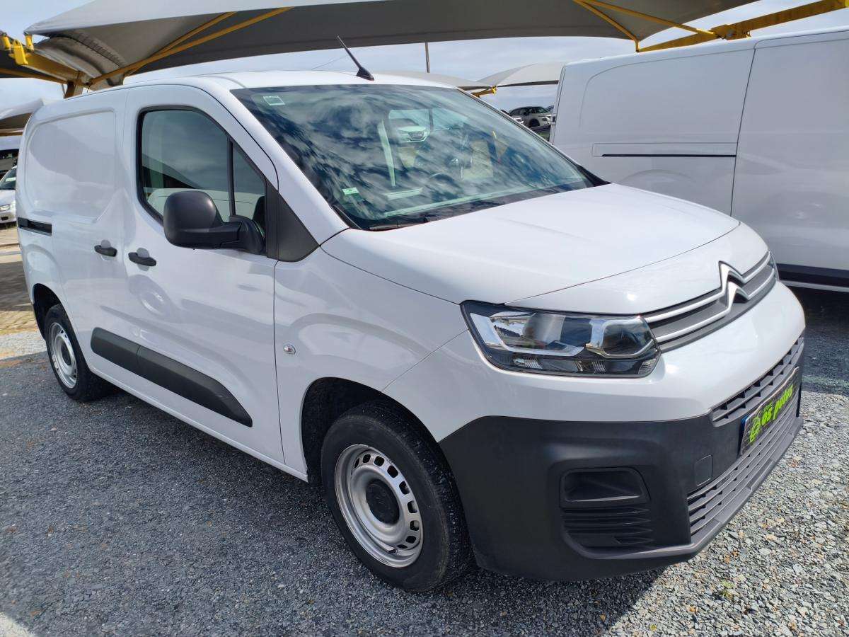 citroen-berlingo-2023-diesel-1499cc