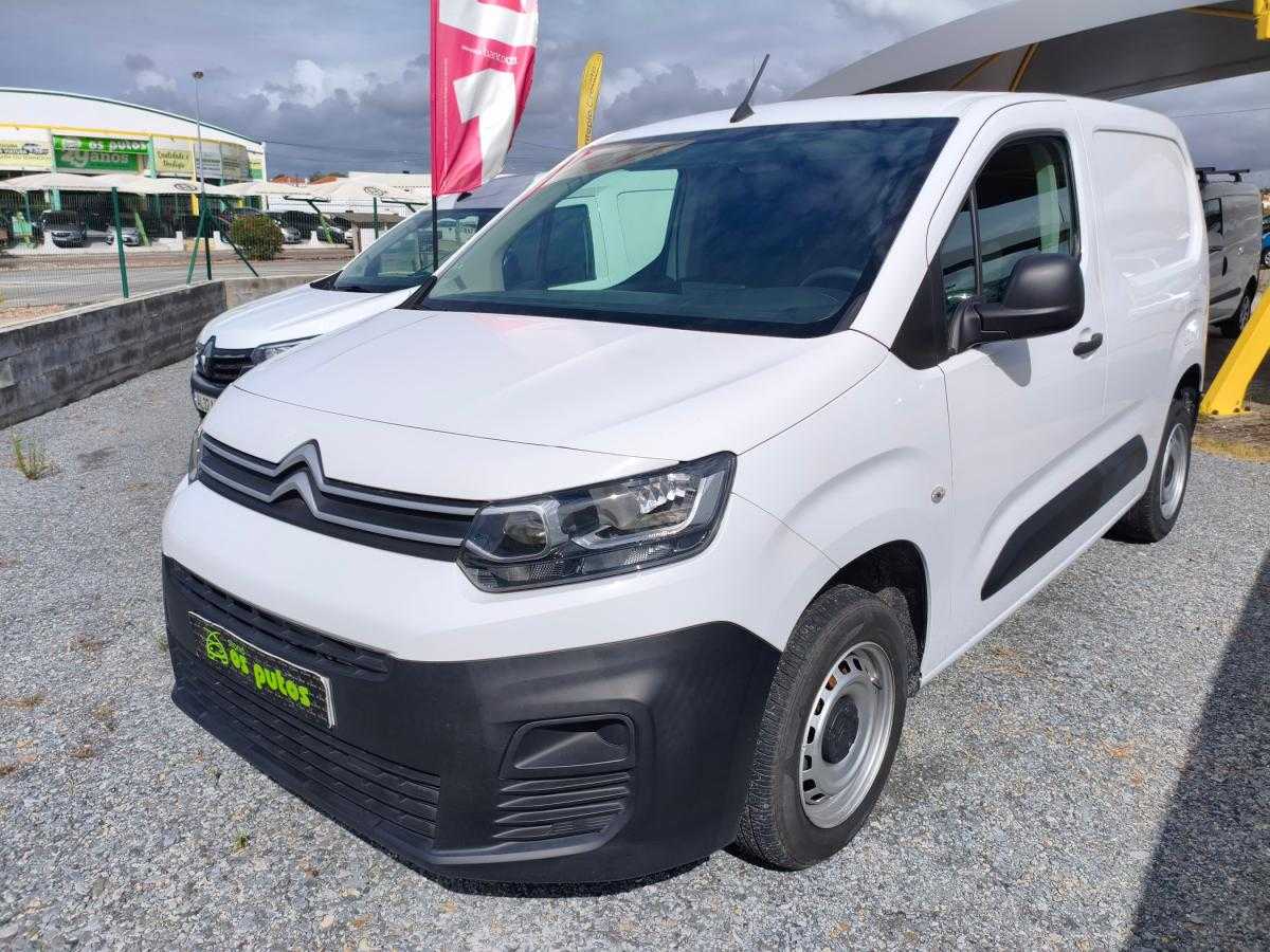 citroen-berlingo-2023-diesel-1499cc