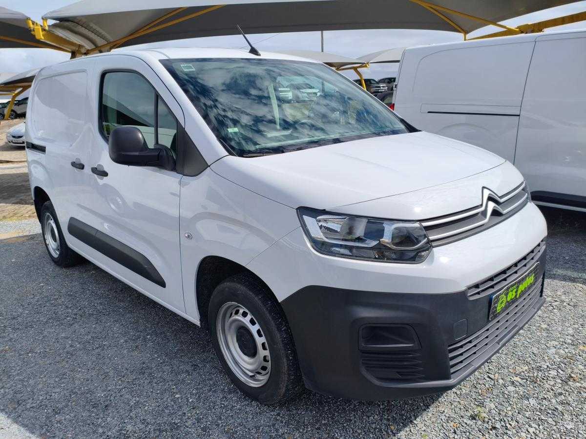 citroen-berlingo-2023-diesel-1499cc