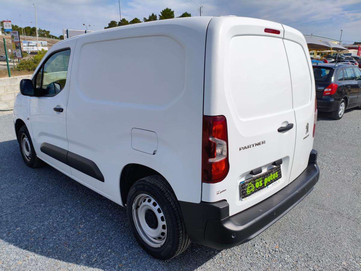 peugeot-partner-2022-diesel-1499cc