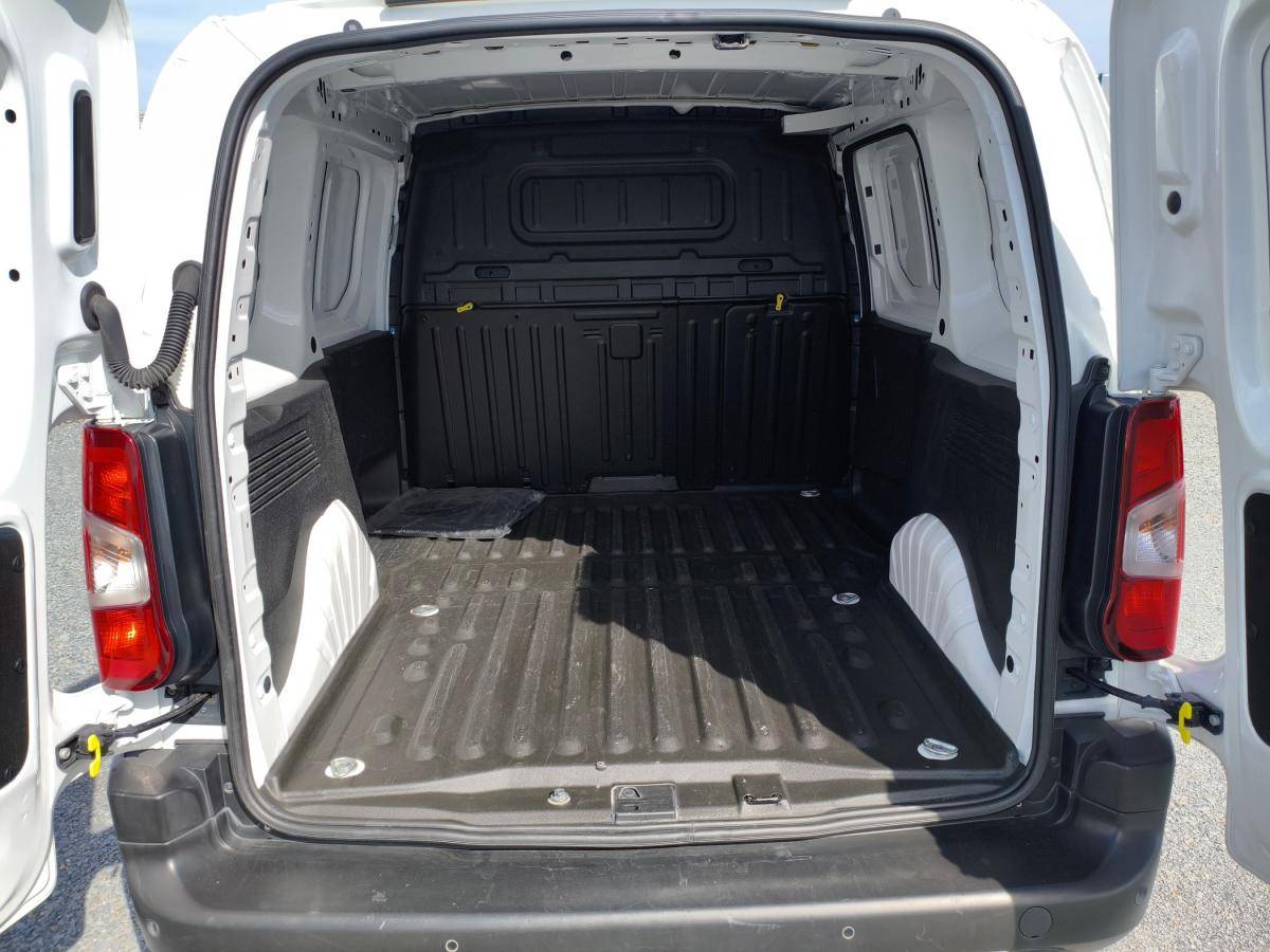 peugeot-partner-2022-diesel-1499cc