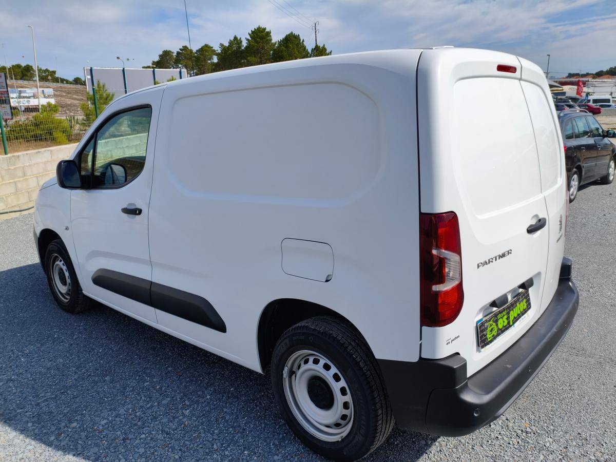 peugeot-partner-2022-diesel-1499cc