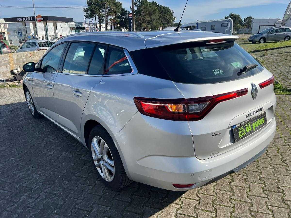 renault-megane-sport-tourer-2017-diesel-1461cc