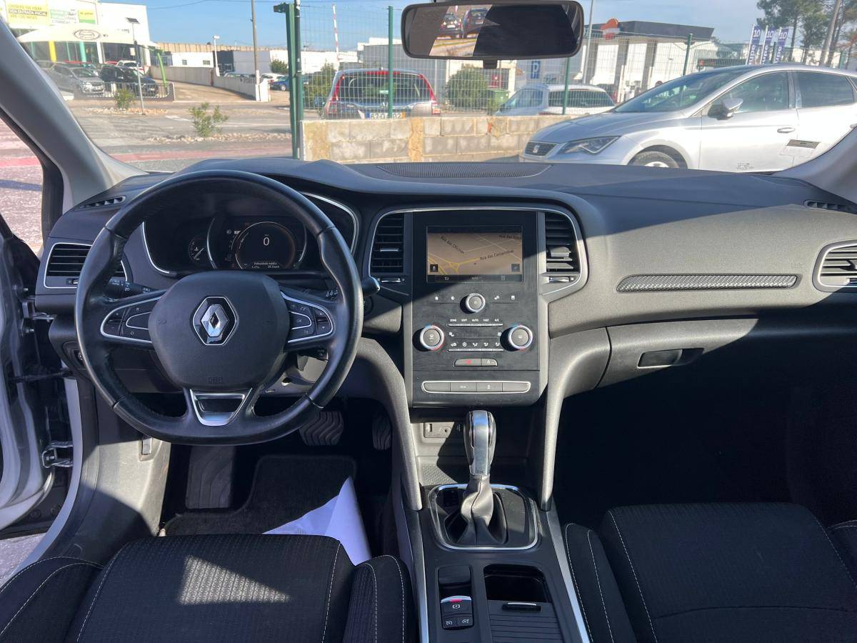 renault-megane-sport-tourer-2017-diesel-1461cc
