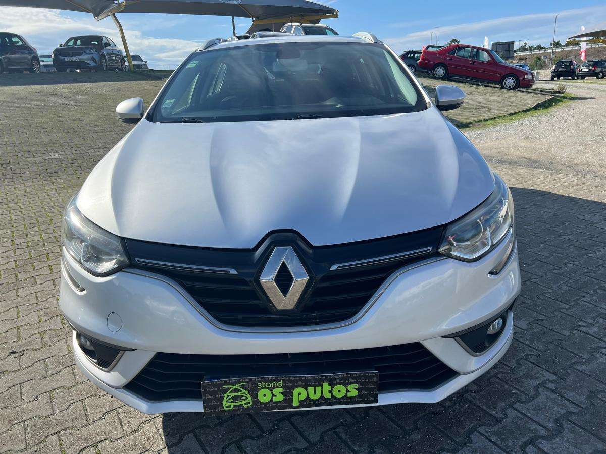 renault-megane-sport-tourer-2017-diesel-1461cc